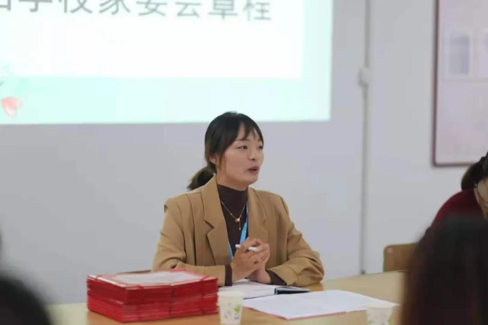 7baad34c20bc47d181c58246f2a38326.jpg 7baad34c20bc47d181c58246f2a38326.jpg